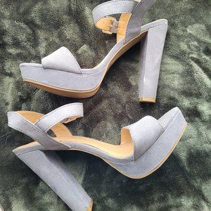 LC Lauren Conrad Blue Platform Sandals